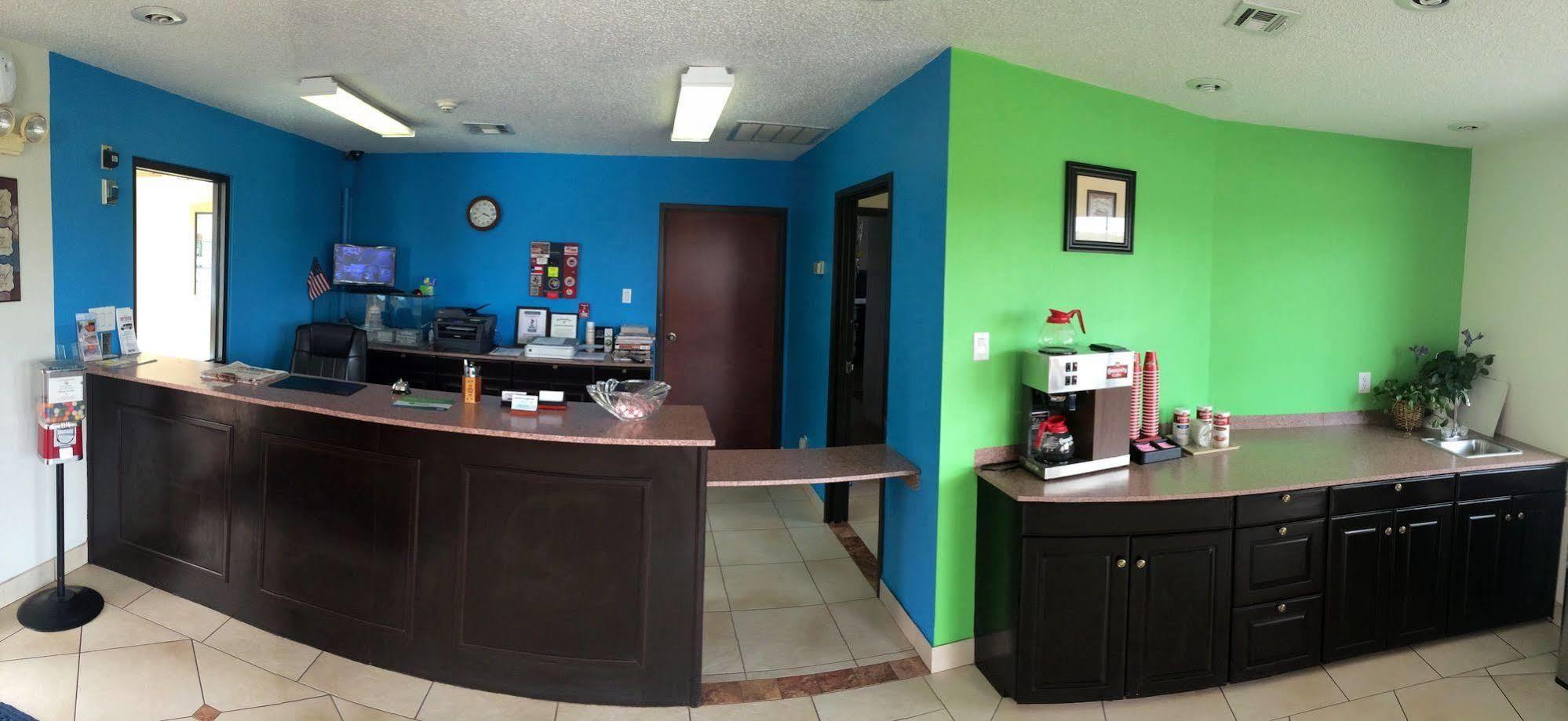 Executive Inn Groves Extérieur photo